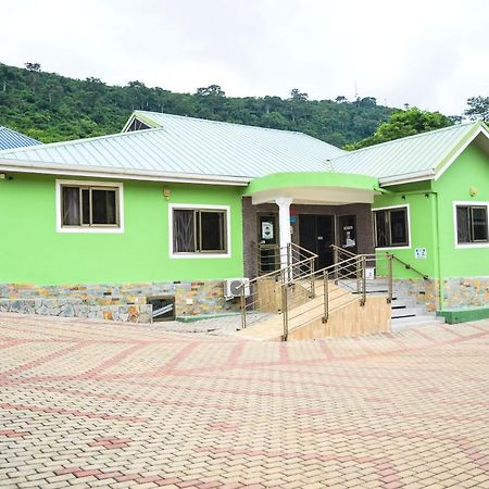 3A'S Guest House Akosombo Exterior foto