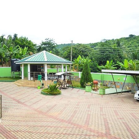 3A'S Guest House Akosombo Exterior foto