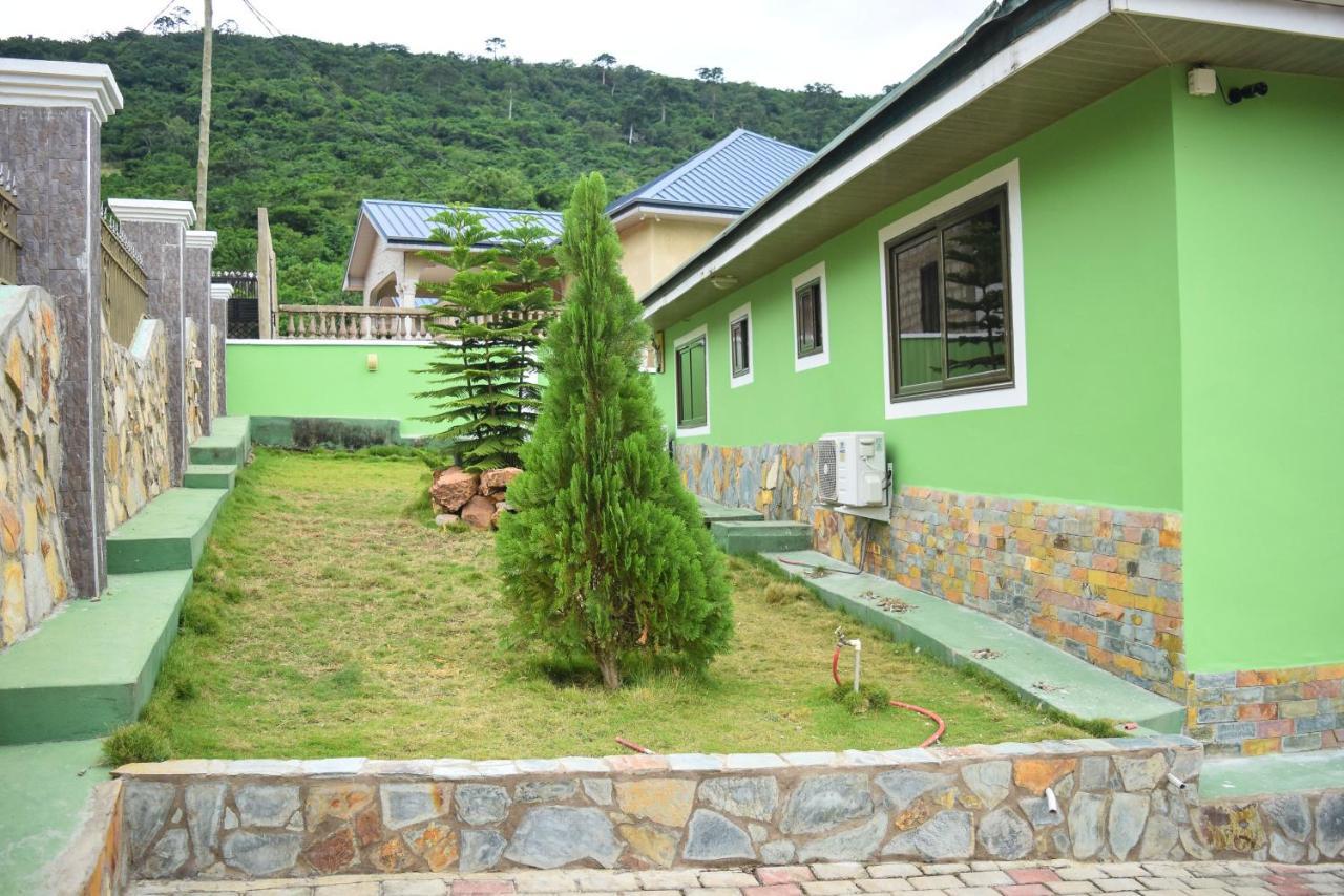 3A'S Guest House Akosombo Exterior foto