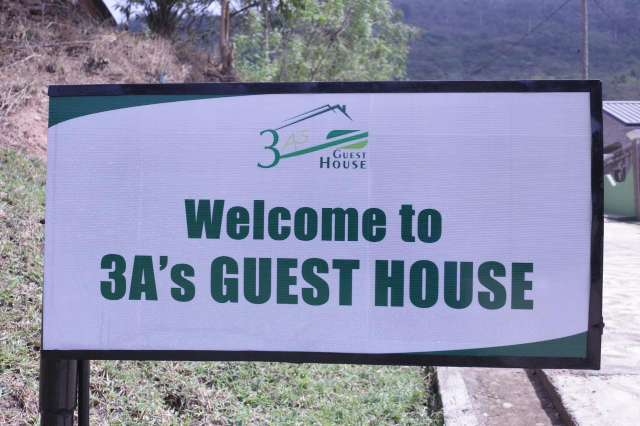 3A'S Guest House Akosombo Exterior foto