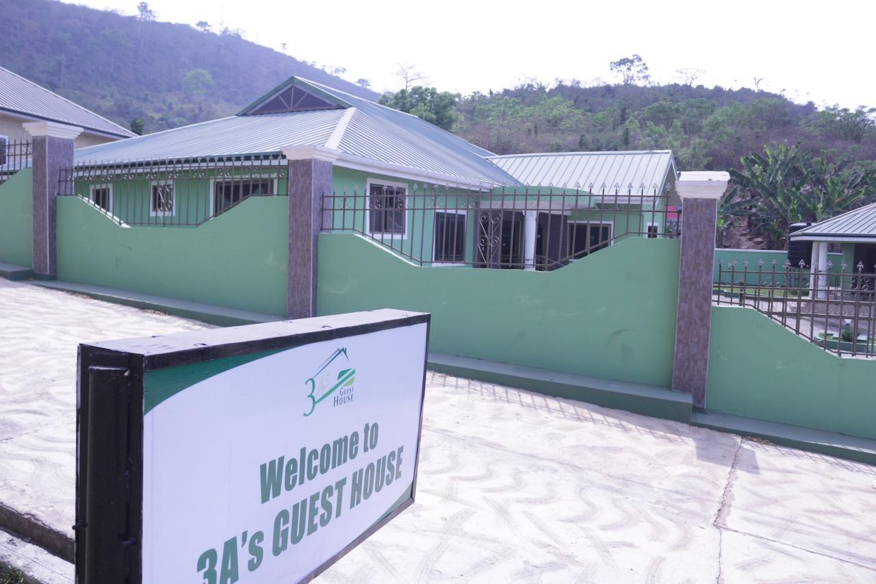 3A'S Guest House Akosombo Exterior foto