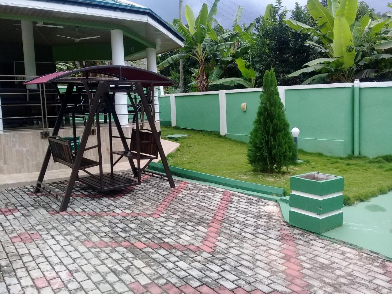 3A'S Guest House Akosombo Exterior foto