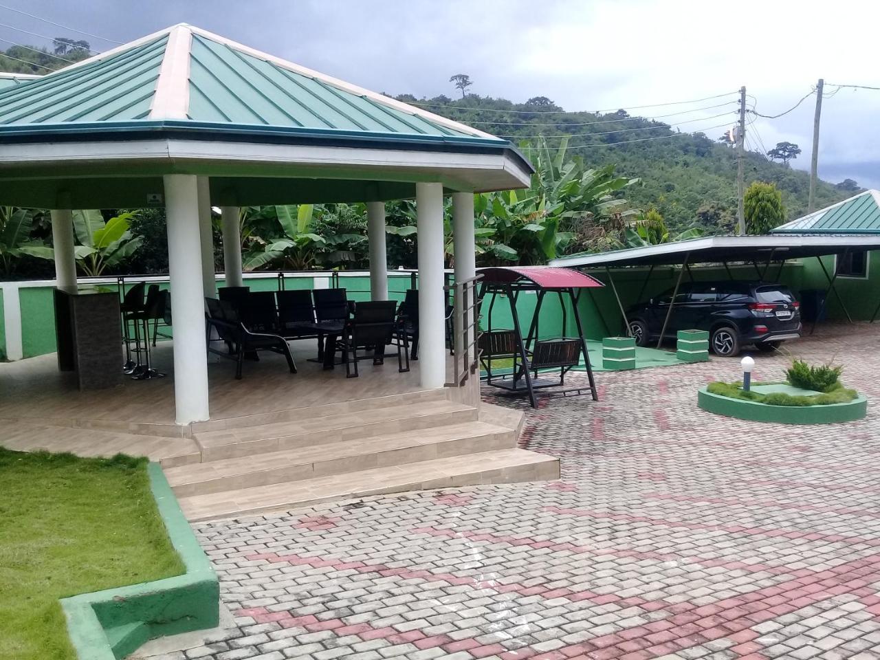 3A'S Guest House Akosombo Exterior foto